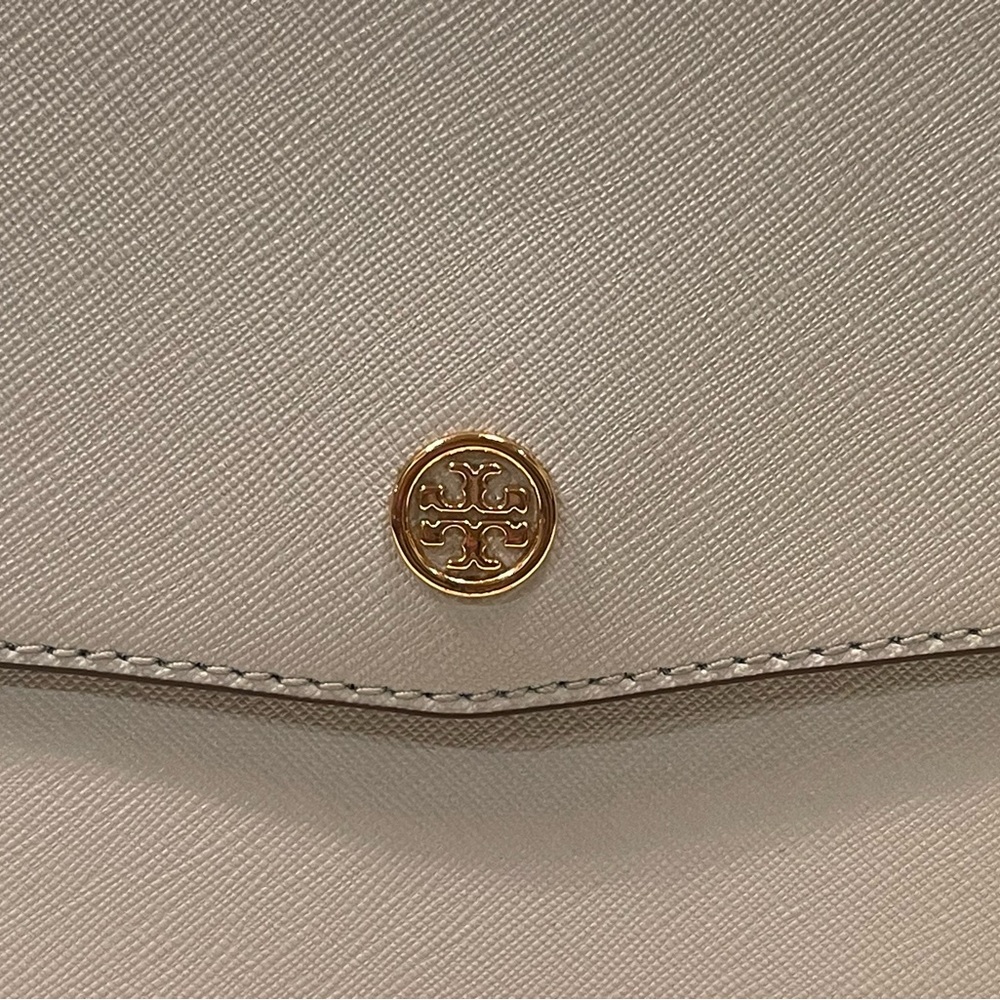 Lightly used Tori Burch light blue purse. Beautiful condition. $150 - Picture 2 of 9